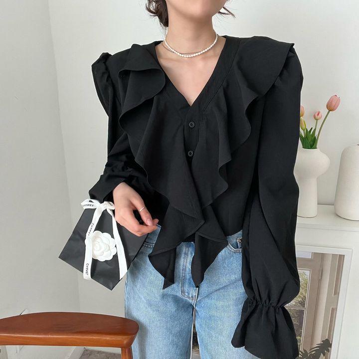 

Chic French-Style V-Neck Ruffle Flare Sleeve Spring Shirt One Size чорний