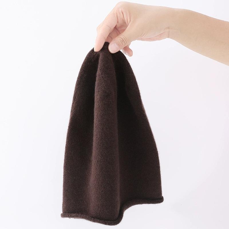 

Теплые вязаные шапки-бини с подвернутым краем для мужчин и женщин, повседневные шапки баотоу для защиты ушей от холода M (56-58cm) кофейный