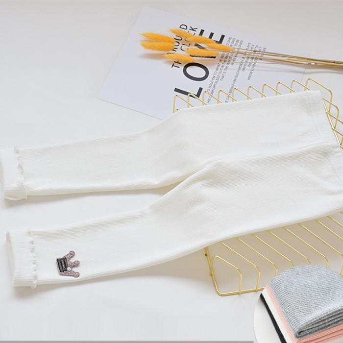 

Леггинсы для девочек, детские весенне-осенние корейские укороченные брюки с тонкой короной, эластичные брюки, верхняя и внутренняя одежда для малышей 90 белый