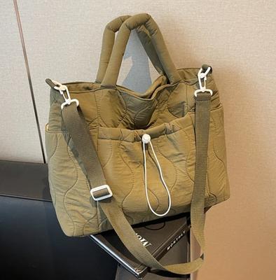 Moda büyük pamuklu tote çantalar kadın yastıklı omuz çantaları büyük kapasiteli kadın yastıklı seyahat pamuklu çantalar