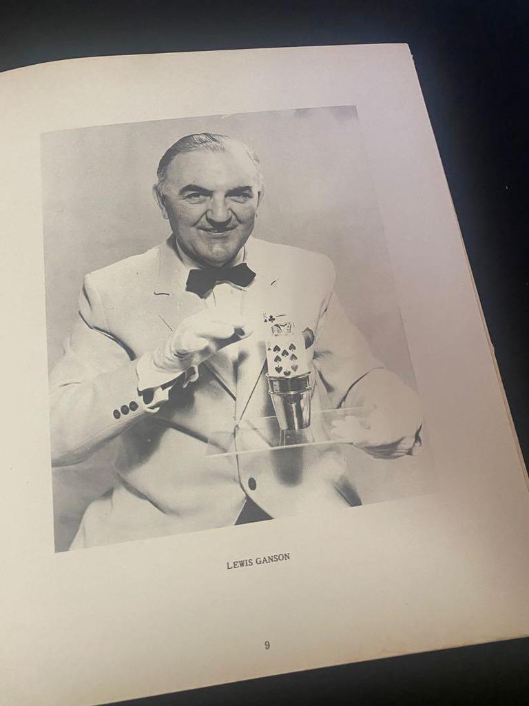 [USED] Magic with Faucett Ross