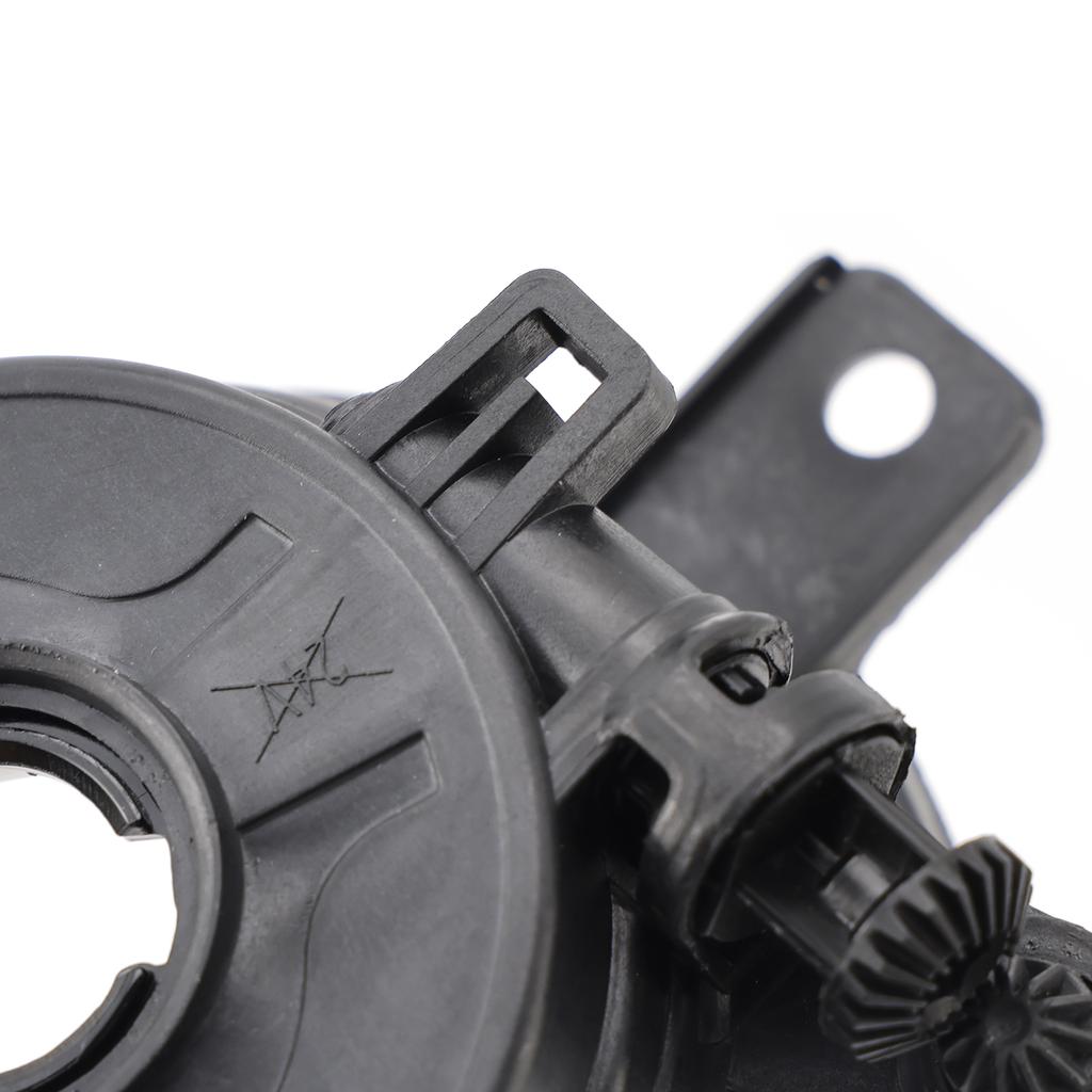 1 Pcs Front Right Fog Light Without Bulb For BMW X1 E84 2009-2015 63172993526