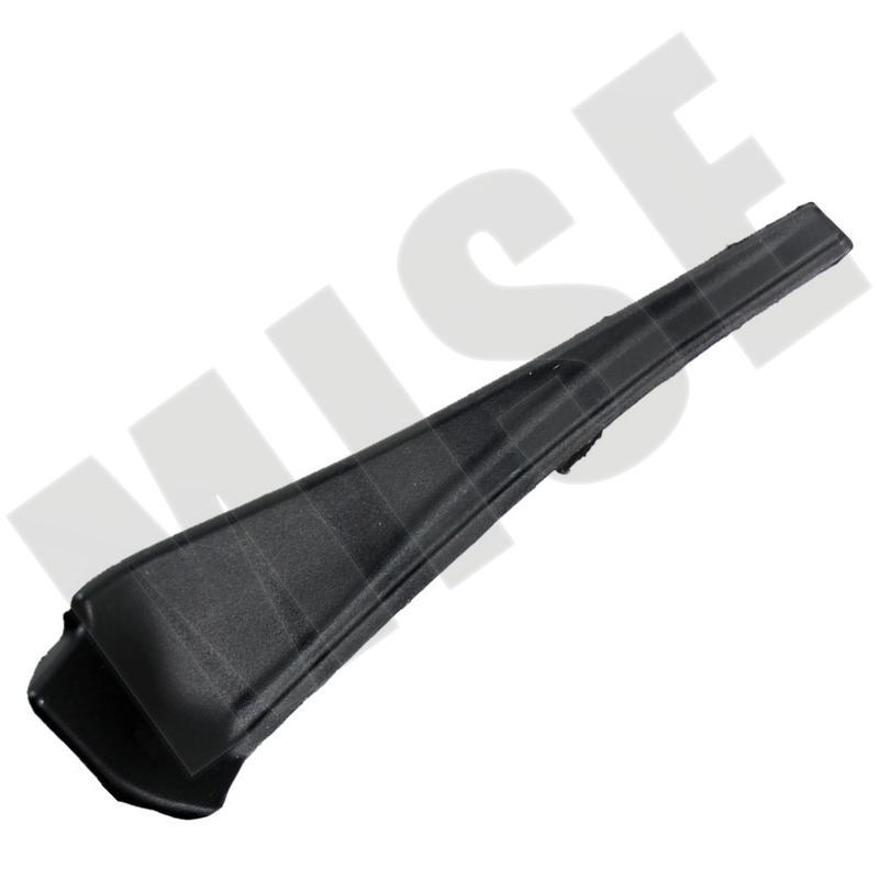 Car Front Windshield Wiper Arm Cowl Side Trim Cover Water Deflector Plate For Nissan Xtrail T32 Rogue 2014-2021 66895-4CL0A