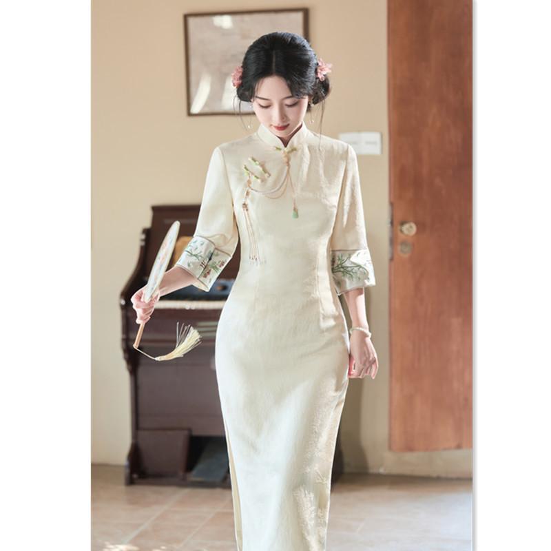 Cheongsam New National Style Girl Young Daily Inverted Big Sleeve Improved Version New Chinese Style Daily Plain Cheongsam