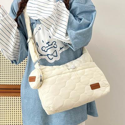 Niche Versatile Girl Shoulder Messenger Bag, Student Simple Solid Color Sports and Leisure Bag