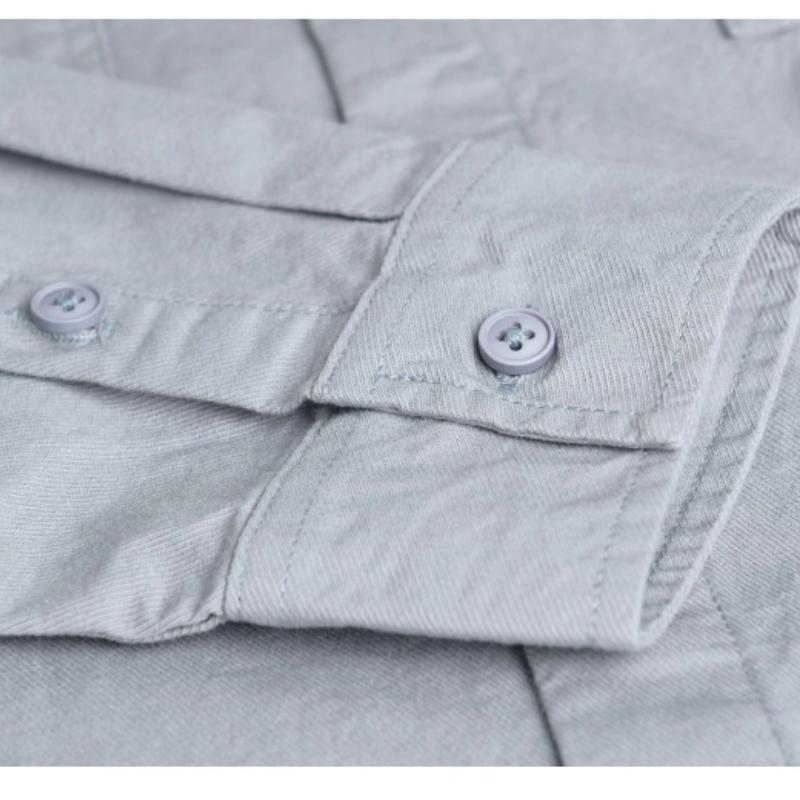 Spring/Autumn 100 Cotton Mens Long Sleeved Shirts Daily Casual Tops Turn Down Collar Double Pockets Green Shirt Korean Retro Style Men Clothing