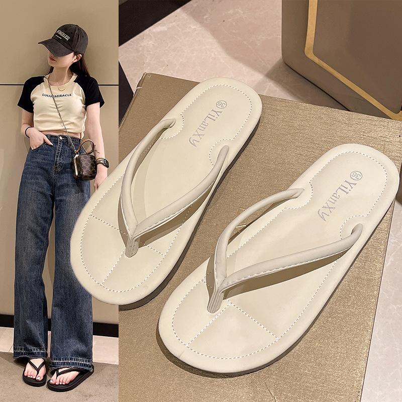 Flip-flops Women's Summer Outer Wear Fashion 2025 New High-end Flat-toed Large-size Sandals Beach Shoes