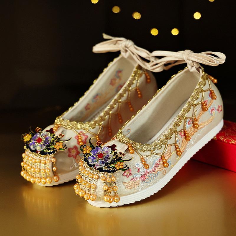 Rong Yan Zun Ming Dynasty Xiu He Embroidered Wedding Shoes for Women - Hanfu Style EU 40