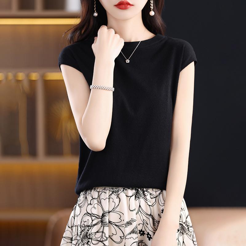 Knitted Sweater Short-sleeved T-shirtround-neck Summer Short Top New Loose Slimming Vest