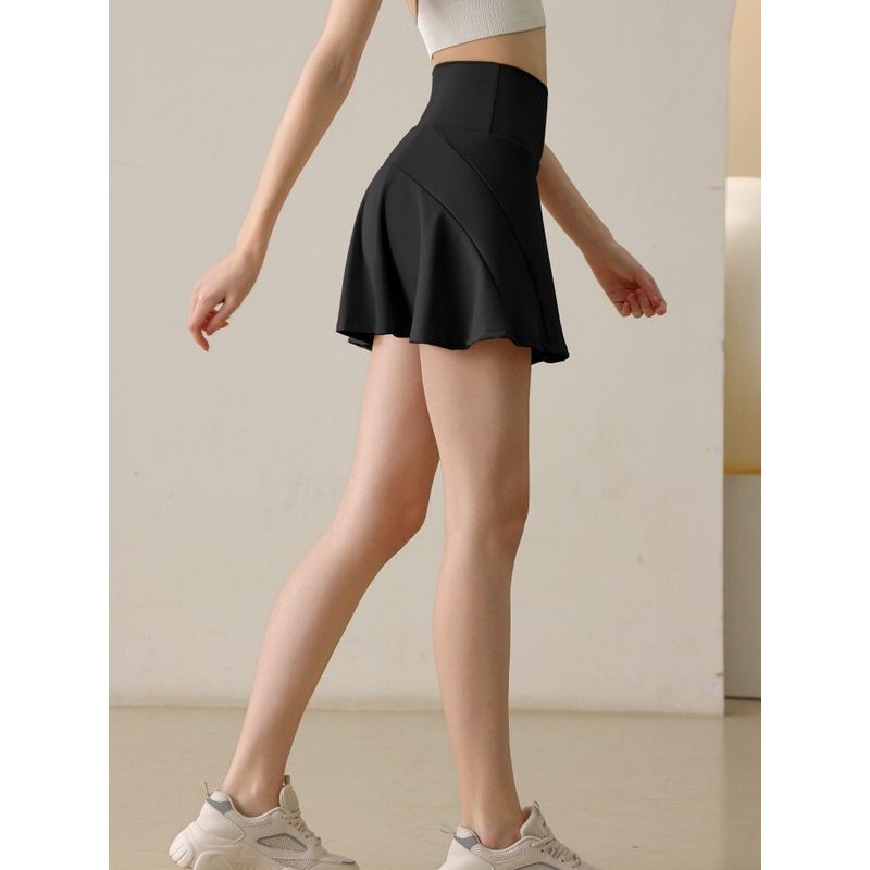 New Arrival Nylon Fashion Tape Sports Skirt Women's Slim Looking Yoga Skirt Running Training Yoga Tennis Pants Skirt Summer