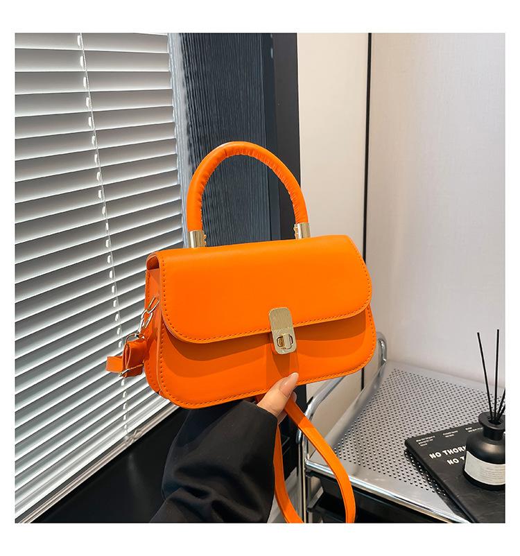 

Small bag 2025 new spring and summer versatile small square bag fashion women s bag foreign texture shoulder messenger bag оранжевый