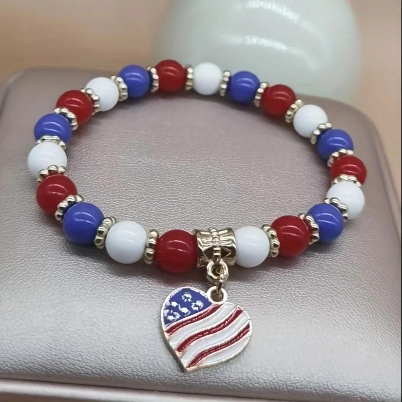 Acrylic Bead Bracelet with Heart Design—A Simple, Minimalist Bracelet Perfect for Christmas, New Year's, or as a General Gift