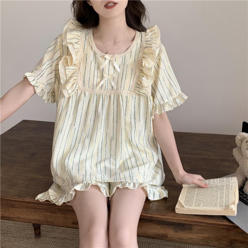 Summer New Short Sleeved Pajama Set for Women with a Thin Design and Bubble Wrinkle Fabric Suitable for Wearing Outside Sweet Home Clothes