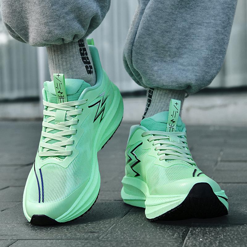 Couple mesh breathable sneakers high quality real explosive carbon board sports racing running shoes fashion versatile trendy shoes