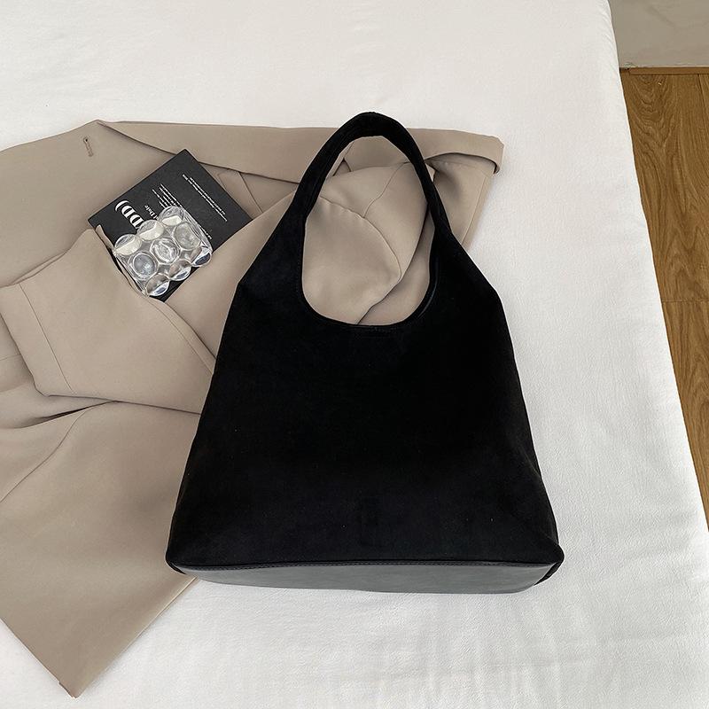 Сумка большой вместимости Slack женская 2025 новая осенняя дорожная на плечо замшевая сумка-тоут сумка-ведро чёрный