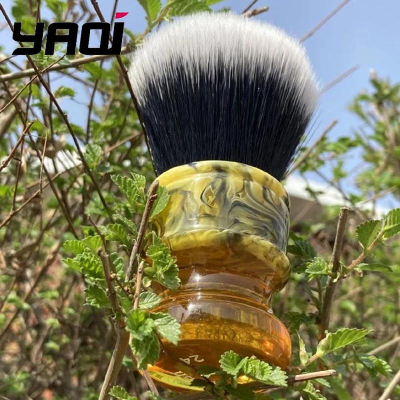 YAQI 24MM Men Wet Shave Brushes Sagrada Familia Black/White Tuxedo Synthetic Fibre Resin Handle Gifts for Men