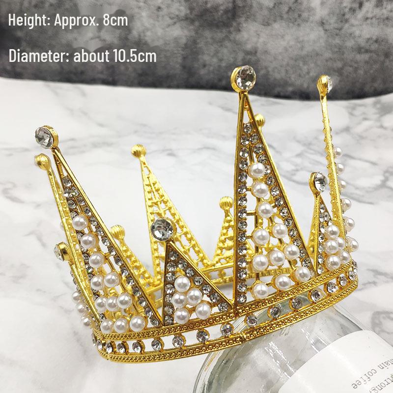 Queen Crown Cake Decoration with Lace, Pearls, and Baby's Breath for Birthdays