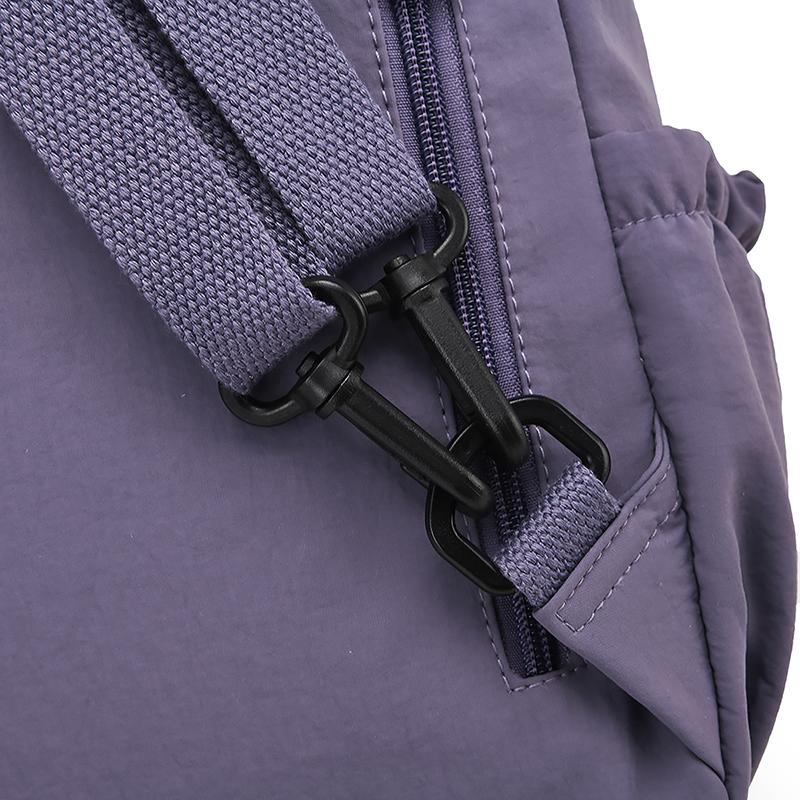 Zaino Compatto con Tasche Multiple con Zip e Tasca Laterale in Rete