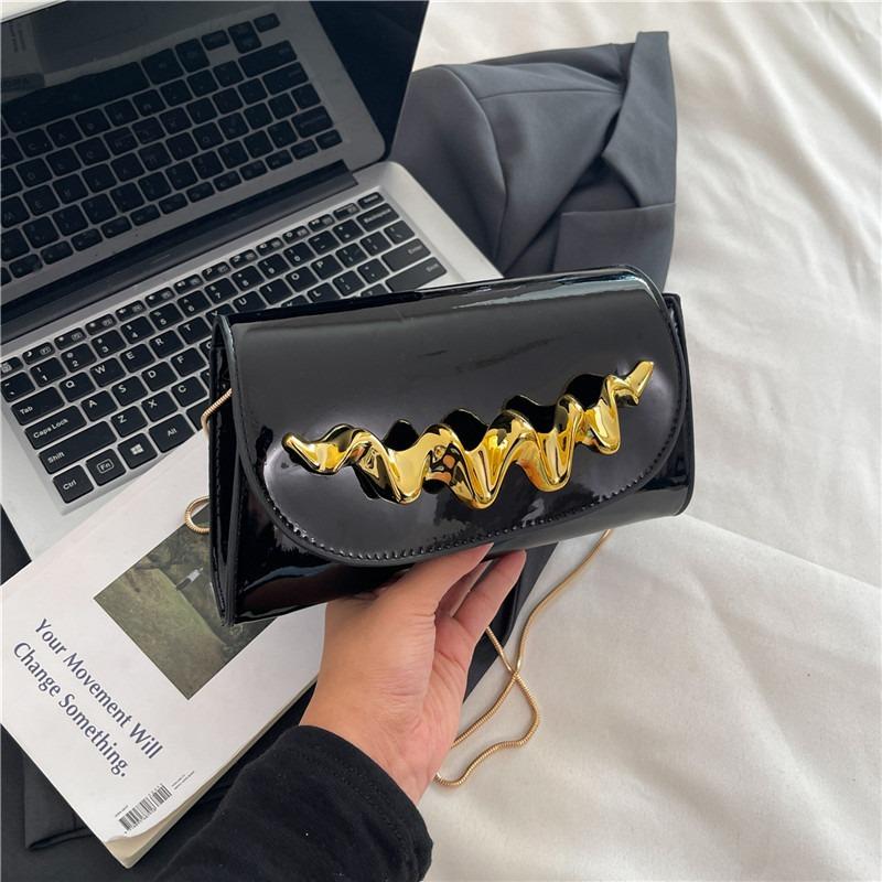 New Women s Personalized  Fashionable  Flap Ladies Chain Crossbody Bags Versatile Commuter Shoulder Bags Leather Handbag Wallet чёрный