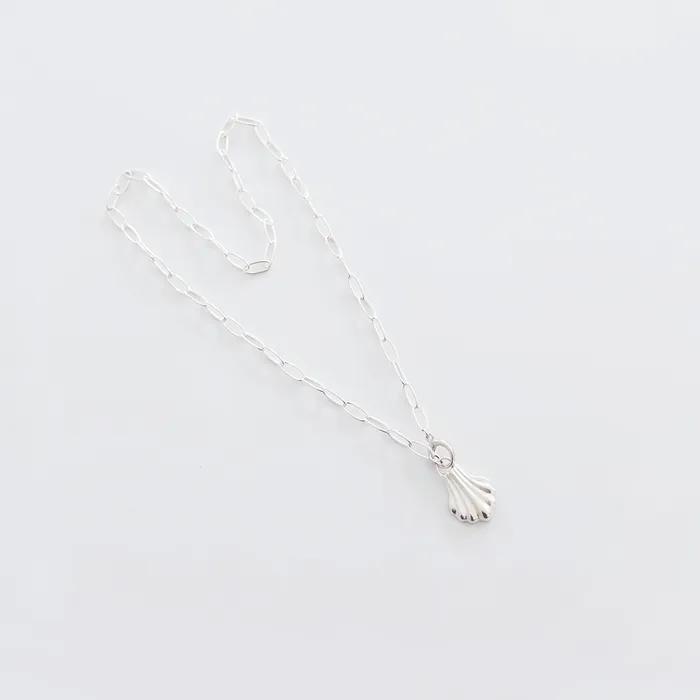 Shell Bloom Chain Necklace