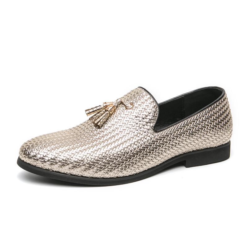 

Модные туфли для вечеринок для мужчин. Британские туфли-лоферы с острым носком из блестящей кожи. Мужские деловые туфли для офиса. Мужские свадебные туфли-оксфорды на плоской подошве. 38