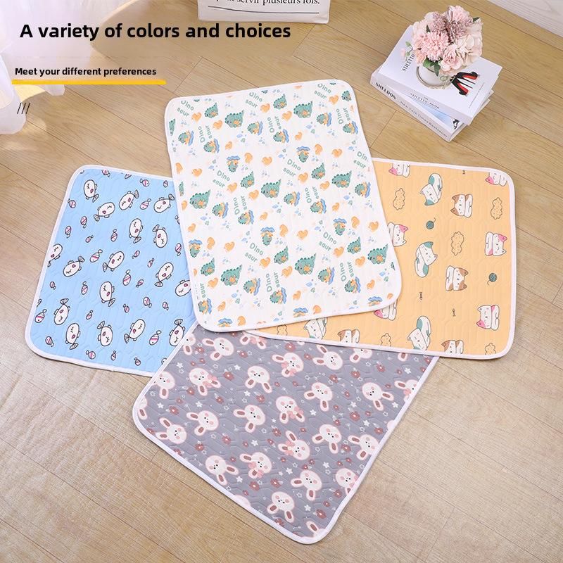 

Cooling Latex Pet Mat: Summer Cat and Dog Ice Silk Pad Gray Cat Latex Pad
