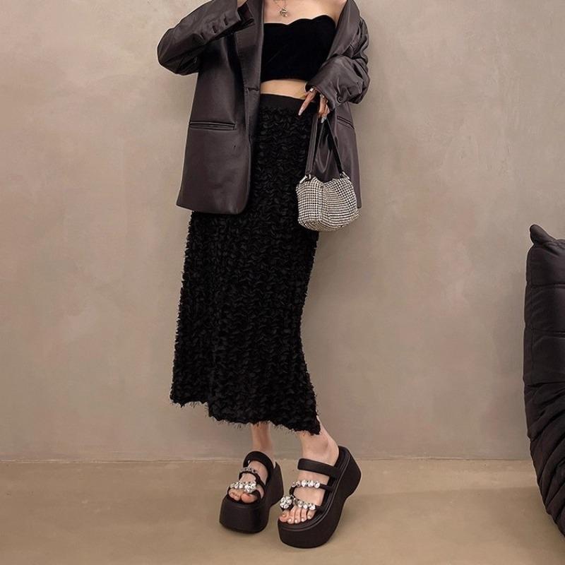 Fashion cover with skirt, toe rhinestone high-heeled sandals for women's summer wear, new muffin thick-soled heightening cool slippers
