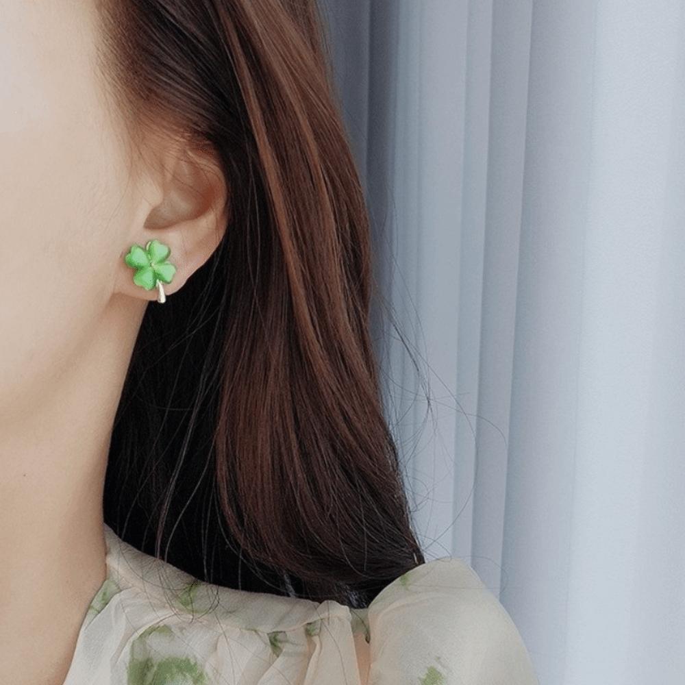 Simple Cat's Eye Stone Ear Stud Sweet Friendship Earrings Creative Four-leaf Clover Earrings  Girl