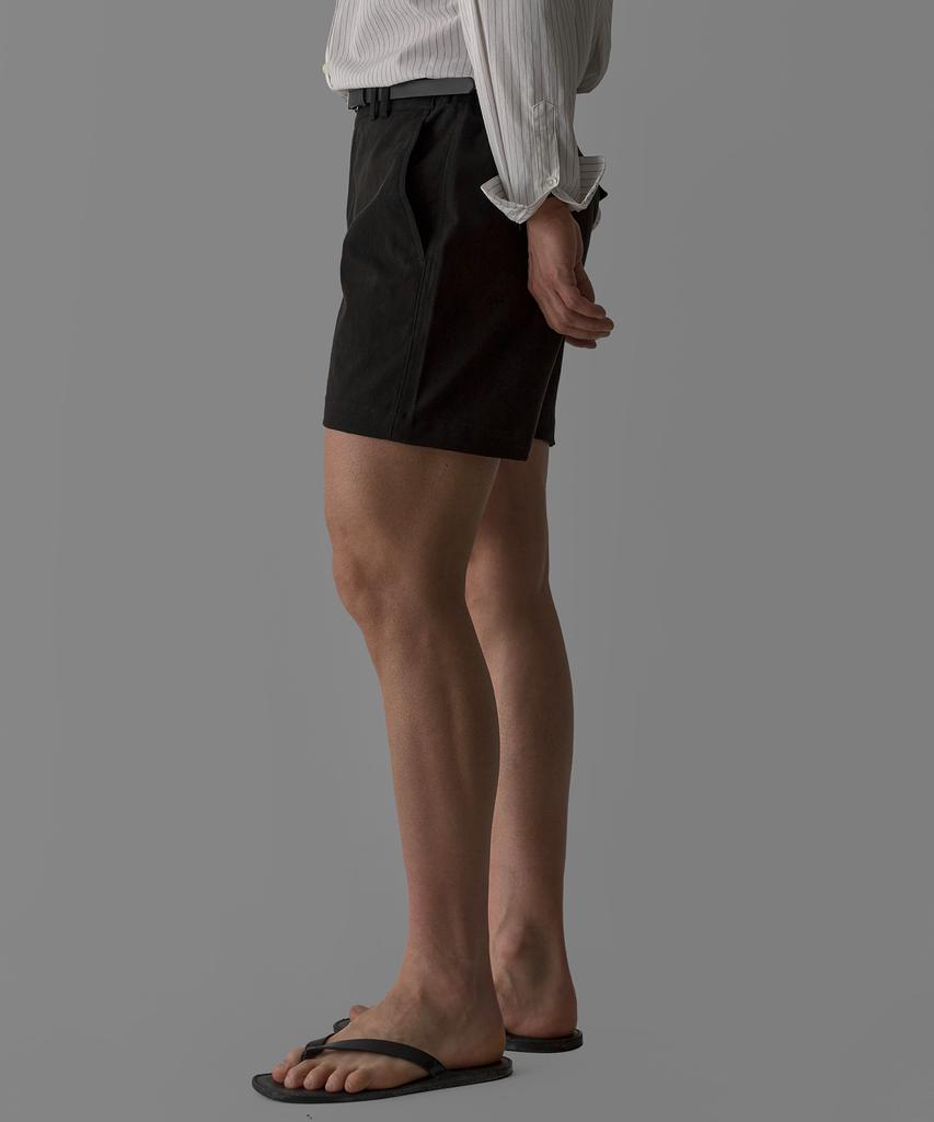 Baulopeulodeogteu Crop Chino Shorts [Black]