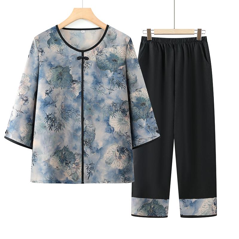 

2026 Spring & Summer Styles: Trendy Tops and Chic Sets for Elderly Women and Grandmas XL (80-95 jin)