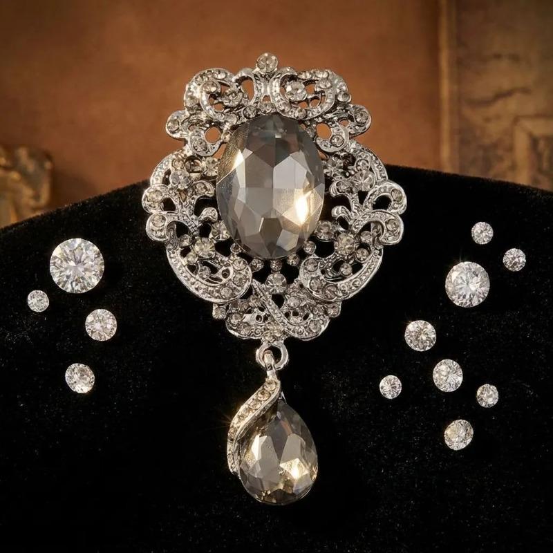 Fashionable Vintage Feng Shui Crystal Brooch, Alloy Inlaid with Rhinestones, Colored Pendant, Brooch, Clothing Accessory