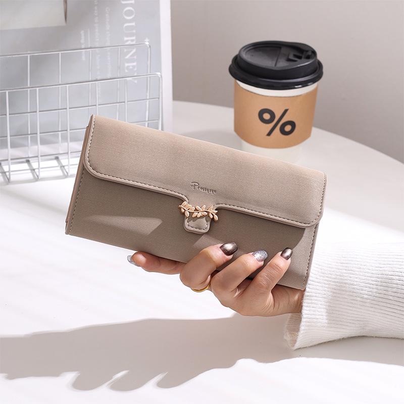 

Women s Korean-Style PU Leather Wallet with Metal Buckle and Phone Compartment верблюд