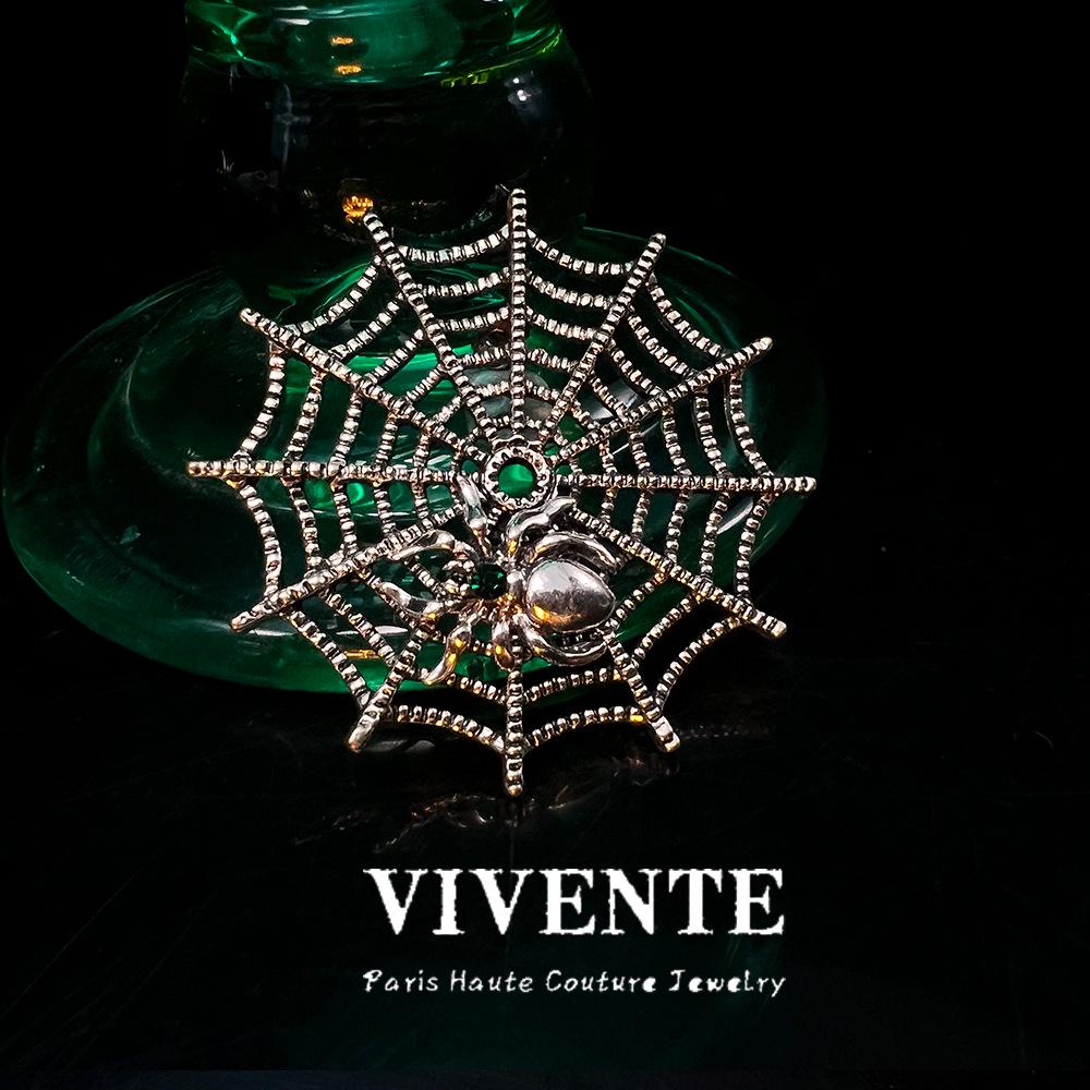 

Французская брошь ручной работы из лазурита с геометрическим узором: Простой, изысканный аксессуар для высокой моды с контрастными цветами