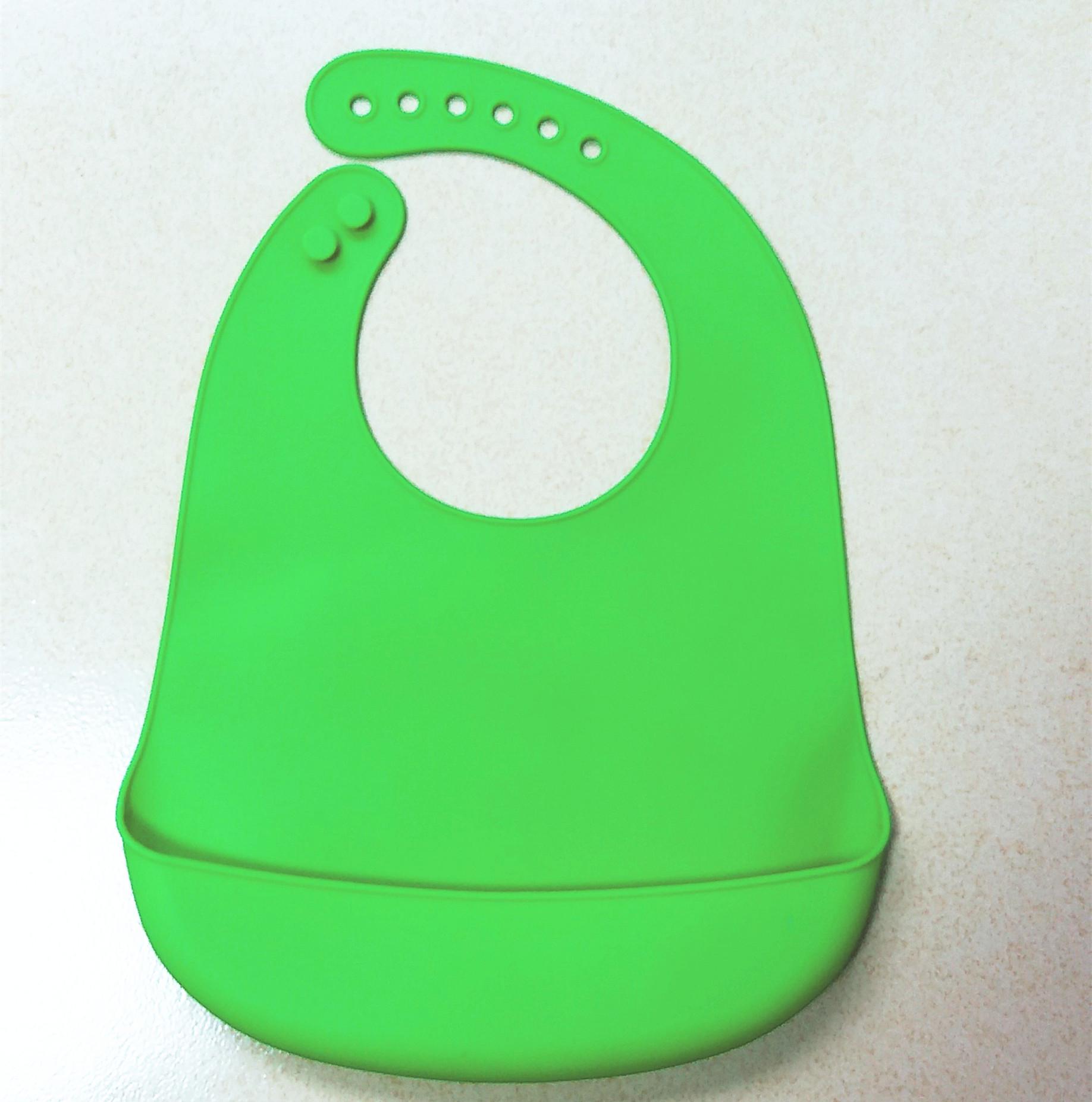 Детский слюнявчик из пищевого силикона