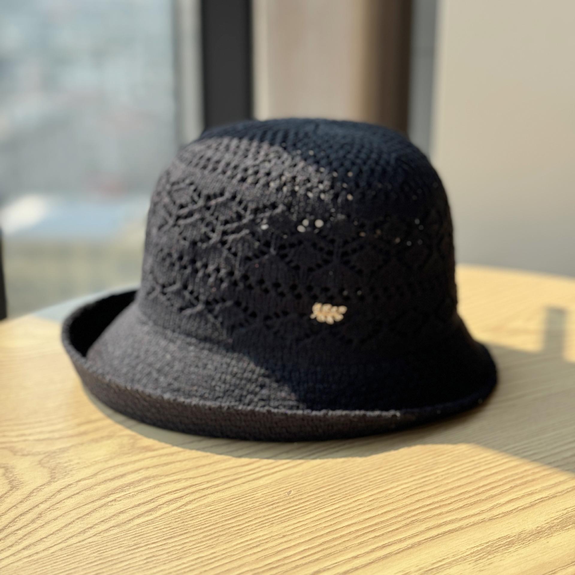 

New Arrival! Korean Style Rolled Brim Solid Color Knit Hat | Women s Elegant Beret | Spring/Summer Fashion Hat 54-60 Adjustable чорний