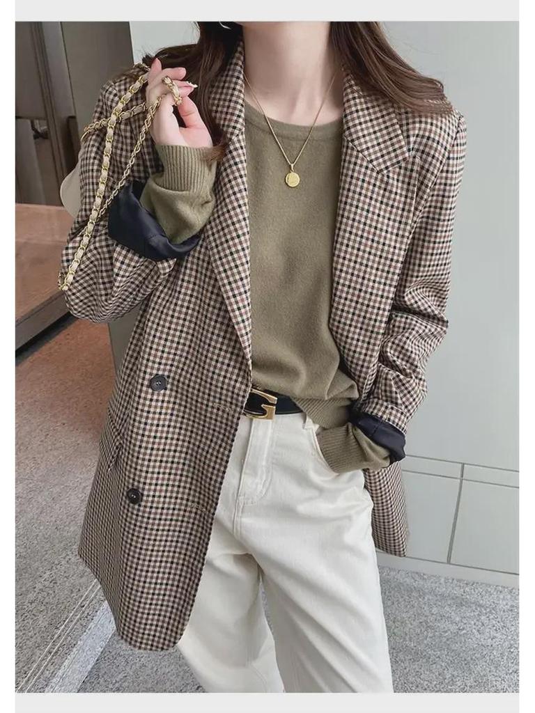 Women's Stylish Cashmere Sweater: Round Neck, Thin, Ideal for Spring & Autumn, 2025 Collection, Versatile Inner or Outer Wear.