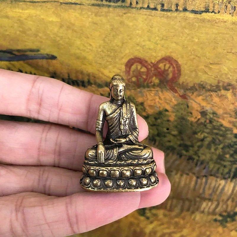 Retro Brass Buddha Sakyamuni Statue Mini Portable Pocket Sitting Buddha Sculpture Home Decor Office Desk Decorations Ornaments