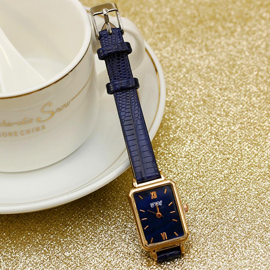 New Women Dress Watches Square Ladies Quartz Bracelet Watch Simple Rose Gold Alligator Leather Strap Female Watches Girl's Gift