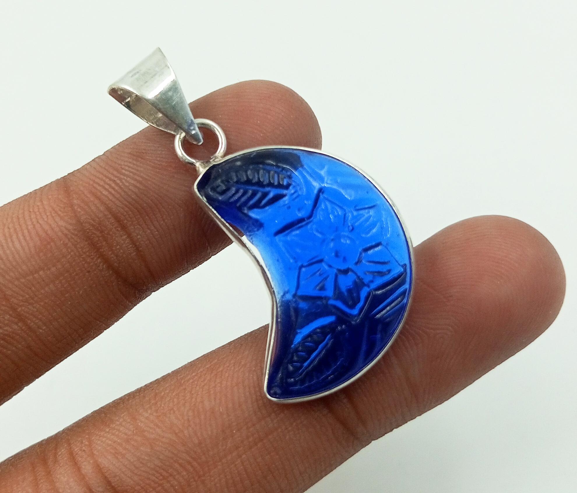 

Carving Moon Glass Gemstone 925 Sterling Silver Plated 1pcs pendent Chris-r232