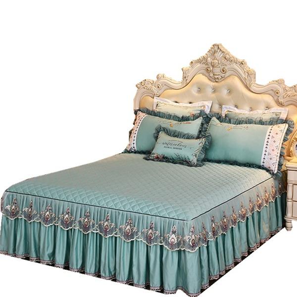Luxury Princess Lace Bedspread Bed Skirt Sheets Thicken Quilted Fitted Bed Sheet Bedding Queen King Non-slip Mattress Cover for Queen