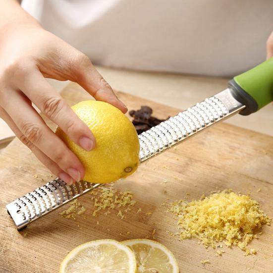 Stainless Steel Cheese Grater Multi-Purpose Kitchen Peeler Rust-Proof Lemon Zester Grater Ergonomic Handle Peeler for Kitchen Use