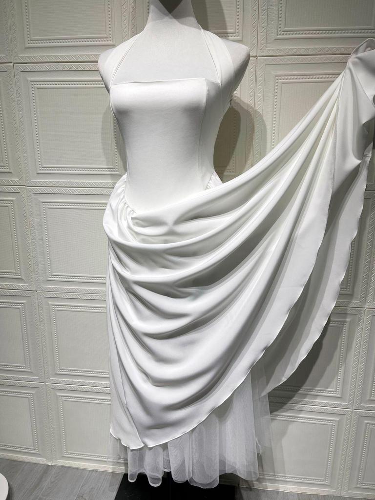 Lace-Up Waist-Cinching Puffy Evening Gown (European and American Design) - 2025 Collection