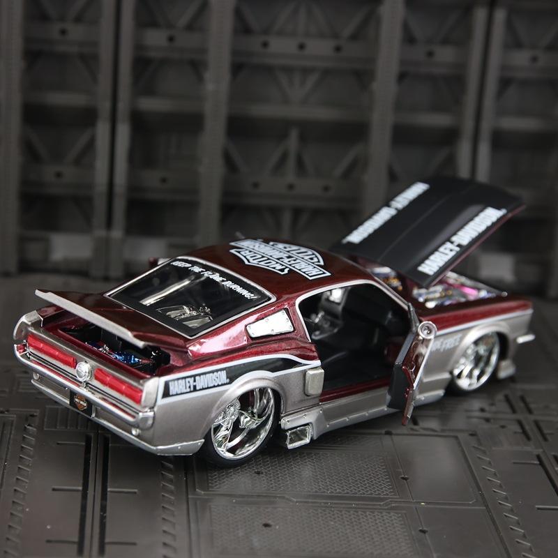 AAYH1 Maisto 1:24 1967 Mustang GT Alloy Sports Car Model Diecast Metal Modified Muscle Racing Vehicle Car Model Simulation Kids Gift