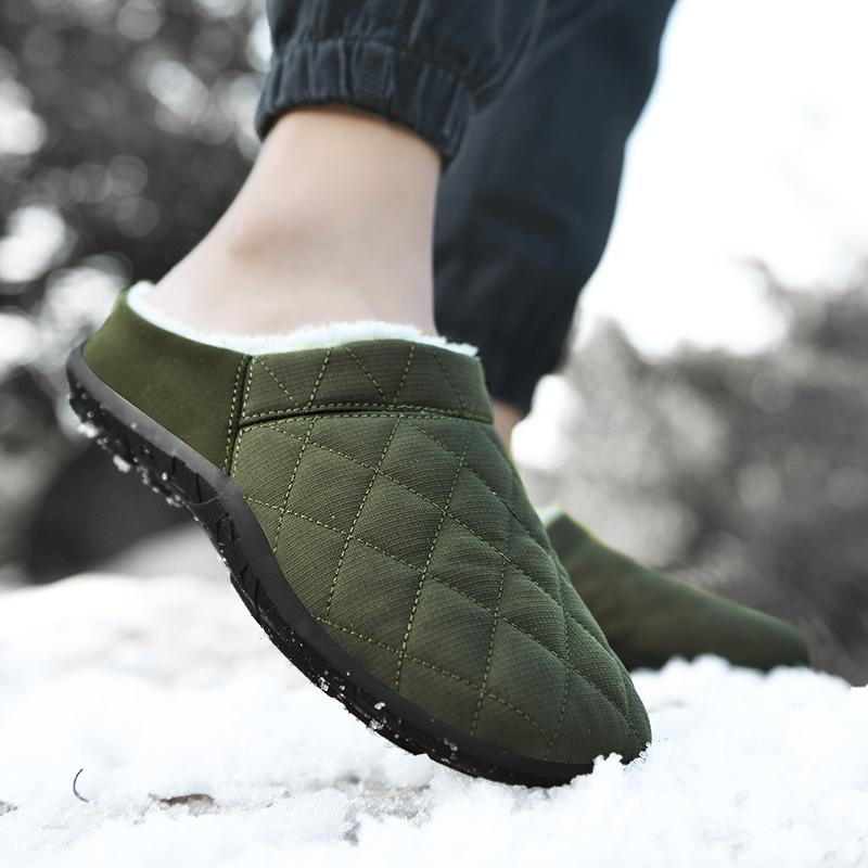 Winter Men Slippers Cotton Plus Fur Shoes Women Snow Outdoor Warm Fur Sneakers Non-slip Warm Furry  Footwear Thick Platform Winter Slides