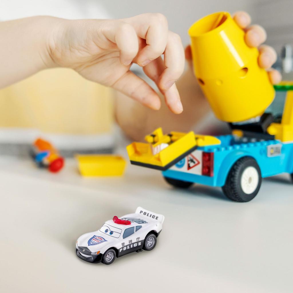 Takara Tomy Disney Cars Tomica C-36 Lightning McQueen (Police Car Type) Miniature Car Toy
