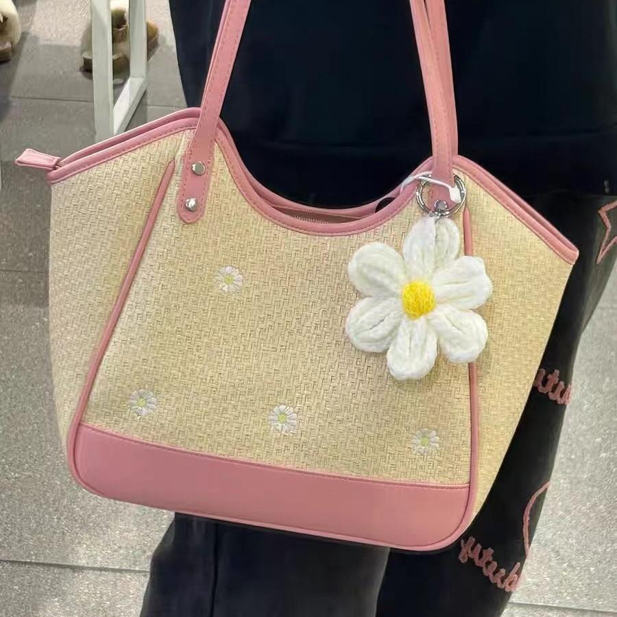 Small fresh vacation style underarm tote bag niche personalized embroidery woven bag commuter versatile shoulder handbag
