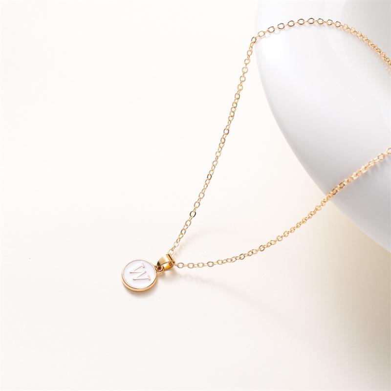 2025 New Fashion Personalized 26 Initials Charm Necklace For Women Men Premium Design Name Necklace Ladies Jewelry Gift