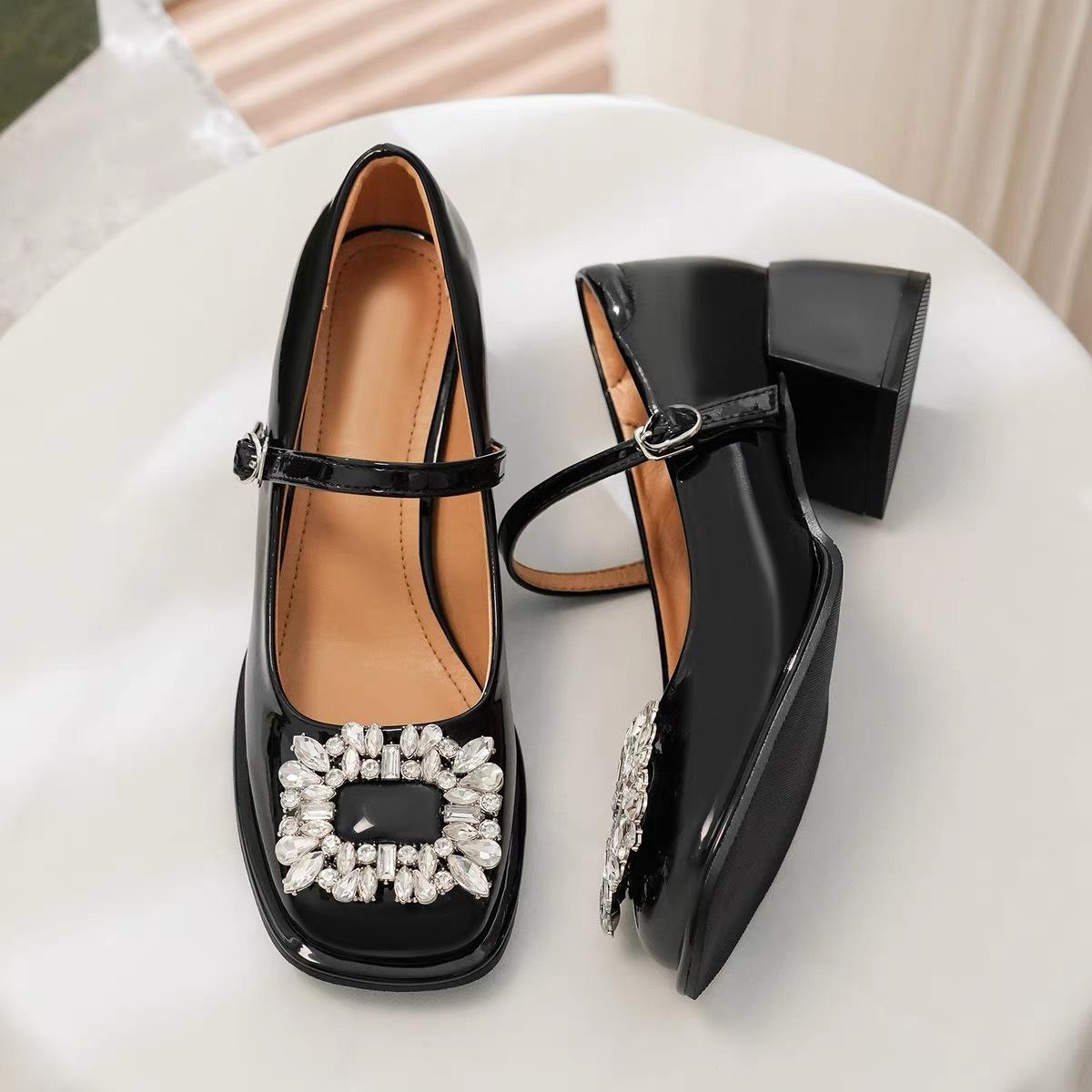 

Французские бордовые женские туфли Мэри Джейн~ Стразы с маленькими кожаными туфлями и юбками, каблуки высотой 5 см 40 чёрный