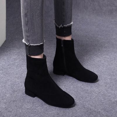 Skinny Boots Women's New Black Sheepskin Flat-bottomed Short Boots Simple Temperament Low-heeled Fashion Boots