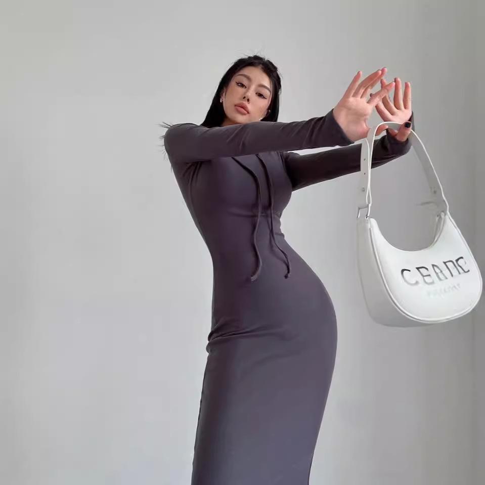 Autumn/Winter Hooded Sweater Dress – Sexy Knee-Length, Long-Sleeved, Hip-Wrapped Design
